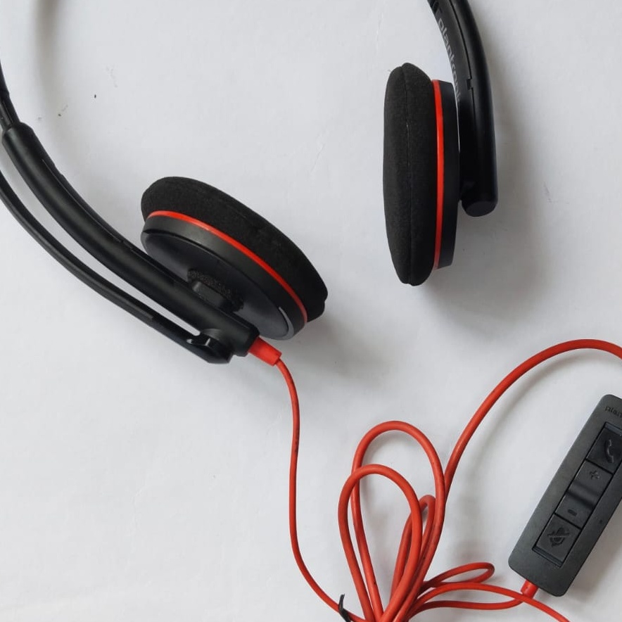 [YK003] Poly (Plantronics) C3220 Stereo USB Wired Over Ear Headphones With Mic